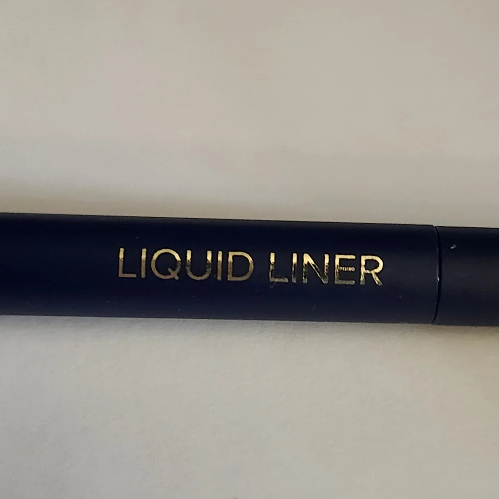 Belle Beauty By Kim Gravel Liquid Liner -   Very Navy